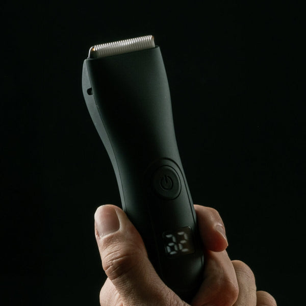 Compre 2 e pague 1 - Máquina de Barbear Shaver Pro 1500 + kit de Pentes Grátis