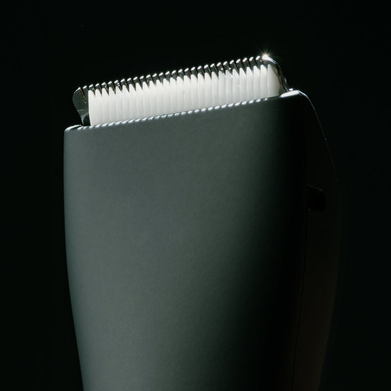 Compre 2 e pague 1 - Máquina de Barbear Shaver Pro 1500 + kit de Pentes Grátis